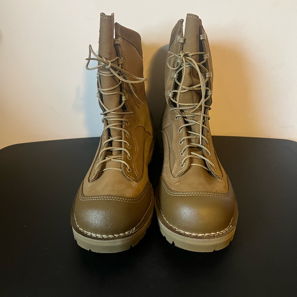 Men's Tan Leather Boots